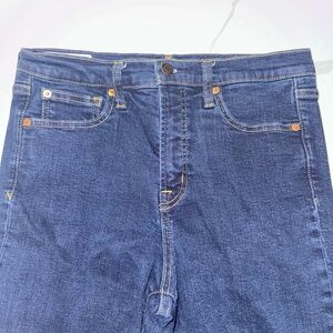 Gap Women’s True Skinny High Rise 29 8 Tall Dark Wash Blue